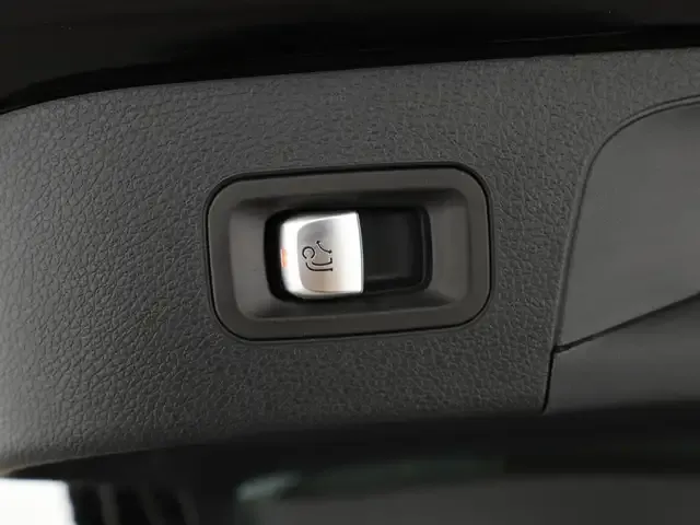 Mercedes-Benz EQC 400