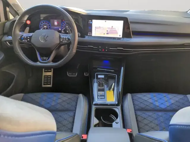 Volkswagen Golf R