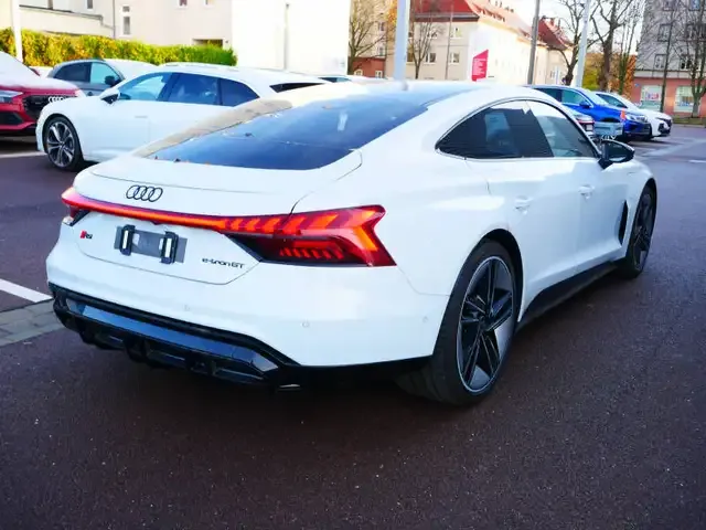 Audi RS e-tron GT