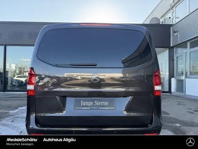 Mercedes-Benz EQV 300