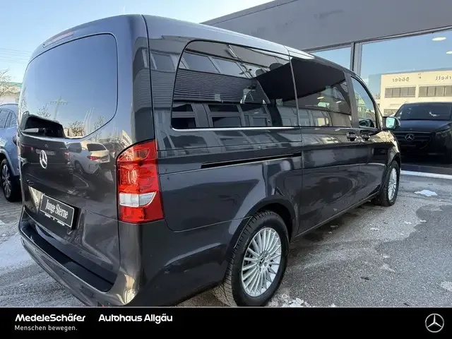 Mercedes-Benz EQV 300