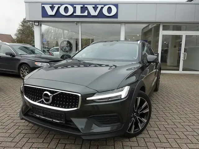 Volvo V60 Cross Country