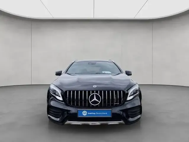 Mercedes-Benz GLA 250