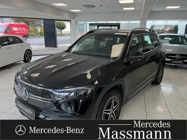 Mercedes-Benz EQB 300