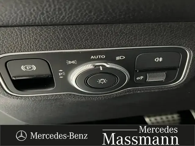 Mercedes-Benz EQB 300
