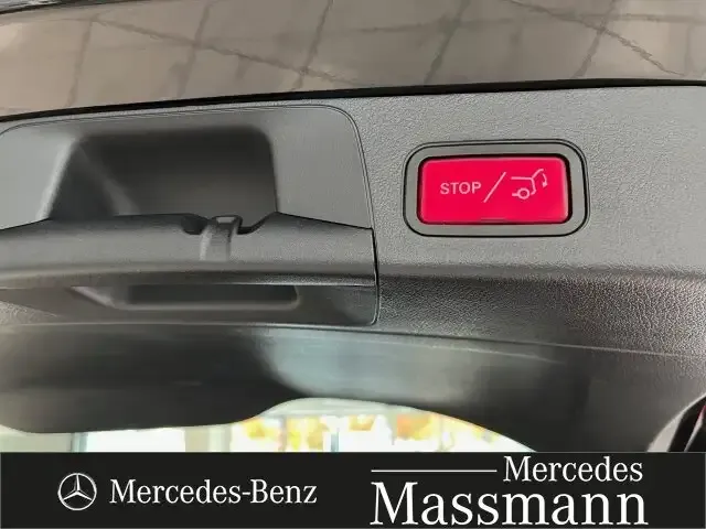 Mercedes-Benz EQB 300