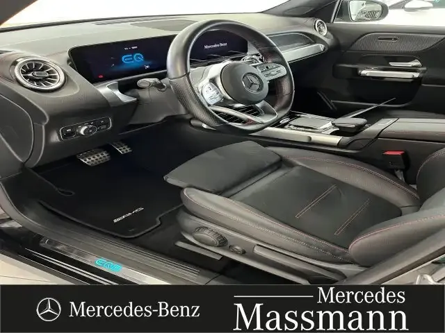 Mercedes-Benz EQB 300