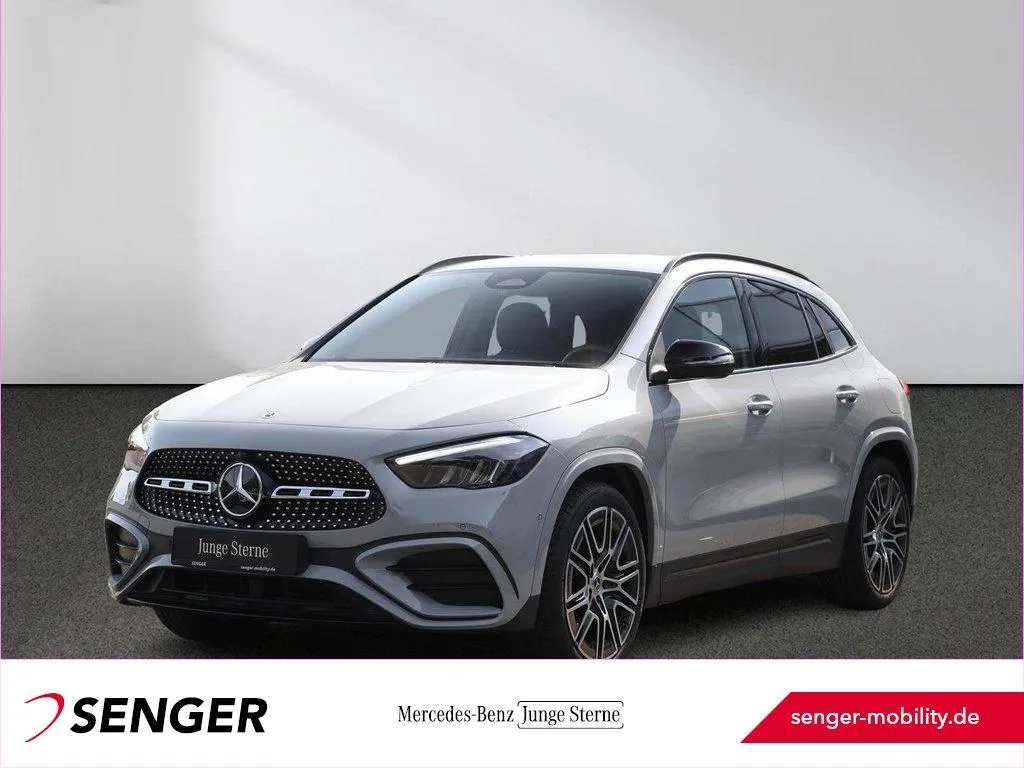 Mercedes-Benz GLA 200