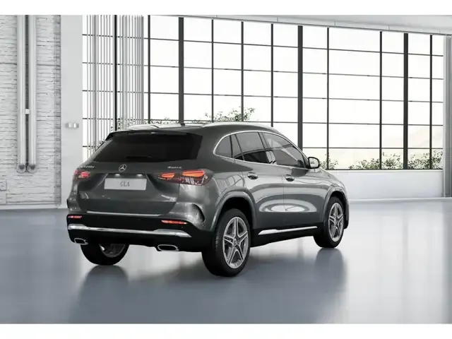 Mercedes-Benz GLA 200