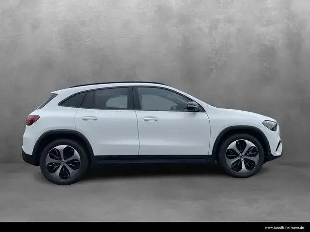 Mercedes-Benz GLA 180