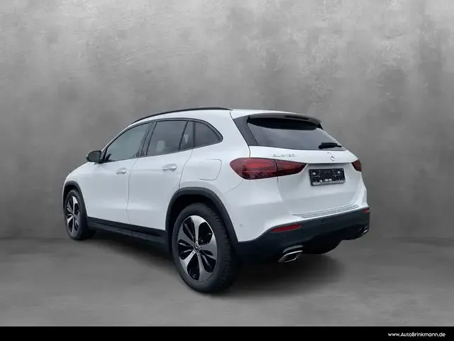Mercedes-Benz GLA 180