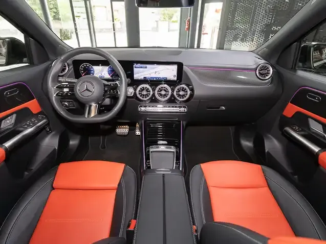 Mercedes-Benz GLA 220