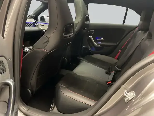 Mercedes-Benz A 45 AMG