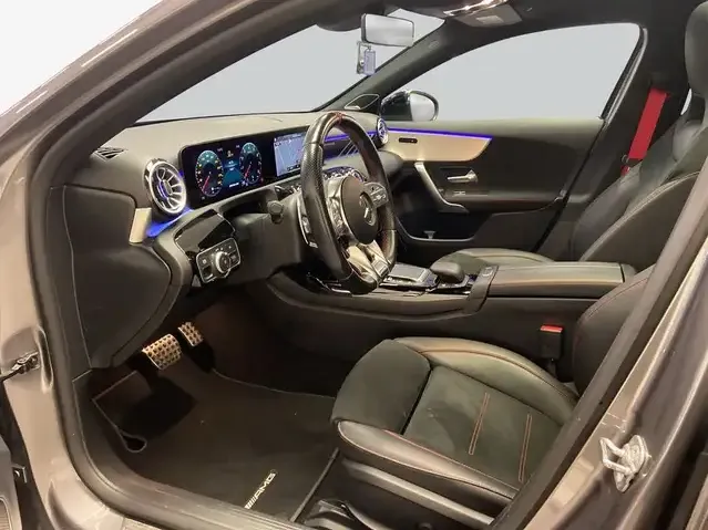 Mercedes-Benz A 45 AMG