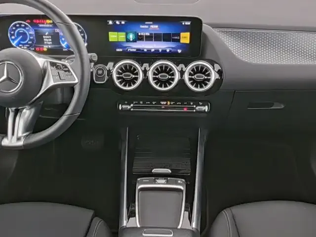 Mercedes-Benz EQA 300