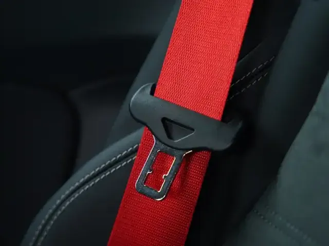 Mercedes-Benz CLE 200