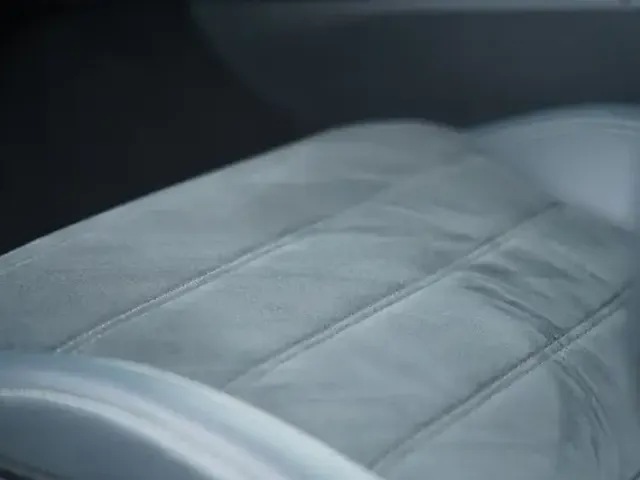 Mercedes-Benz CLE 200