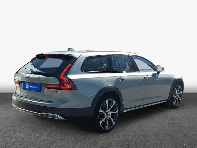 Volvo V90 Cross Country