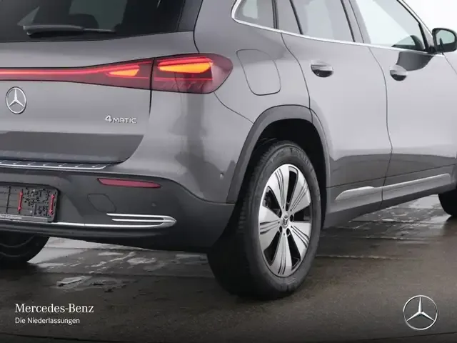 Mercedes-Benz EQA 300