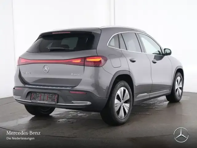 Mercedes-Benz EQA 300