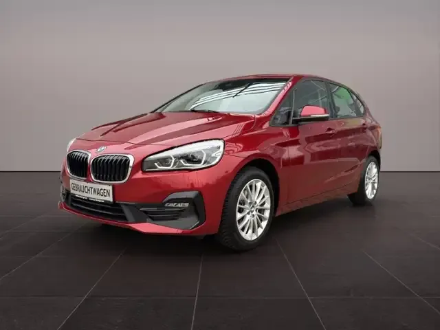 BMW 218