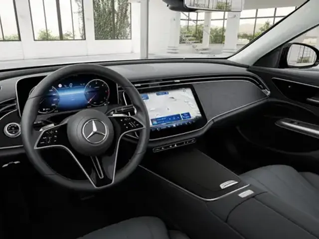 Mercedes-Benz E 220