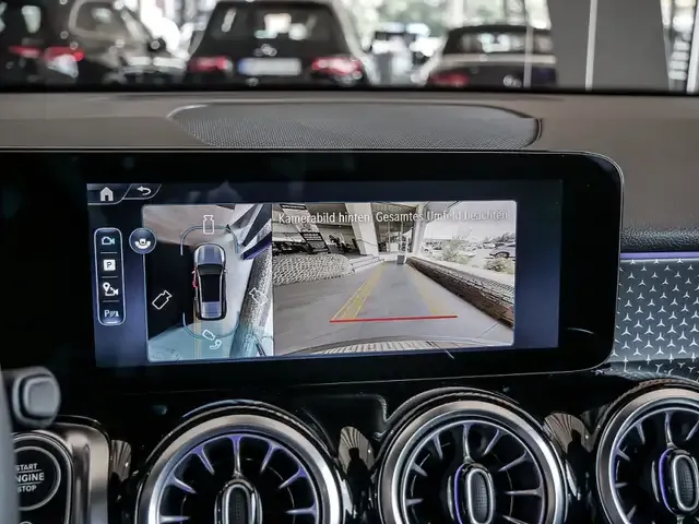 Mercedes-Benz GLB 200