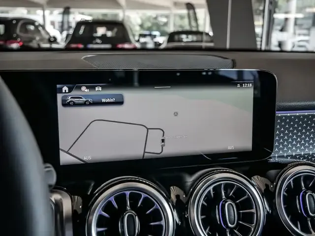 Mercedes-Benz GLB 200