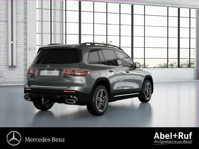 Mercedes-Benz GLB 220