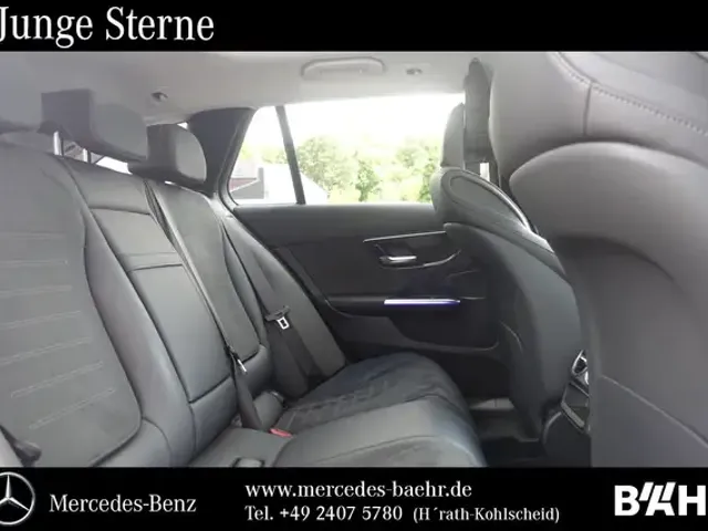 Mercedes-Benz C 200