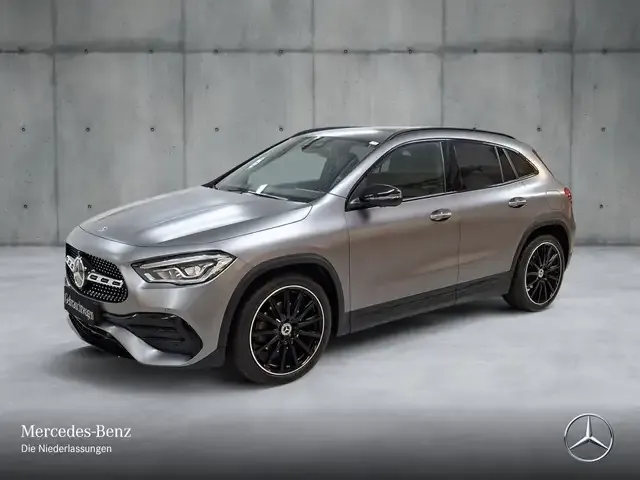 Mercedes-Benz GLA 200