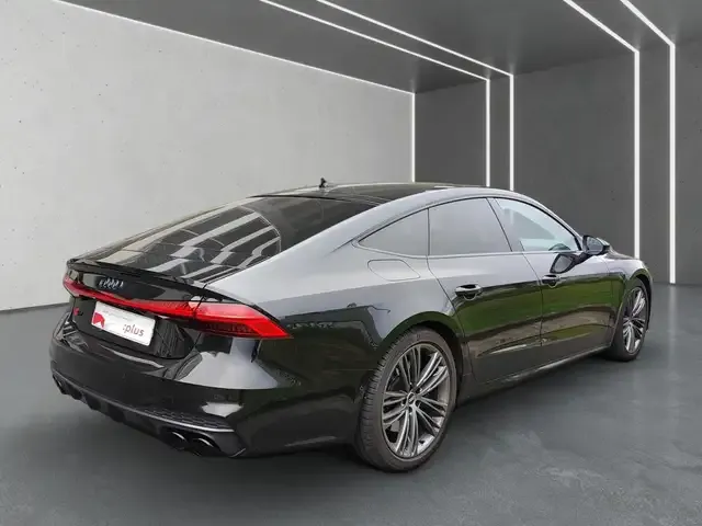 Audi S7