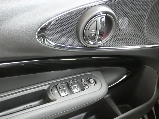 MINI John Cooper Works Clubman