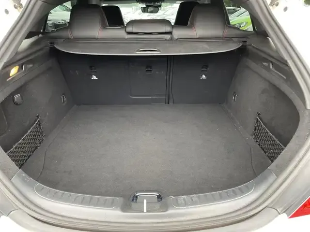 Mercedes-Benz CLA 220