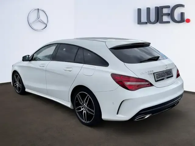Mercedes-Benz CLA 220
