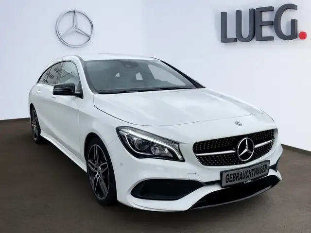 Mercedes-Benz CLA 220
