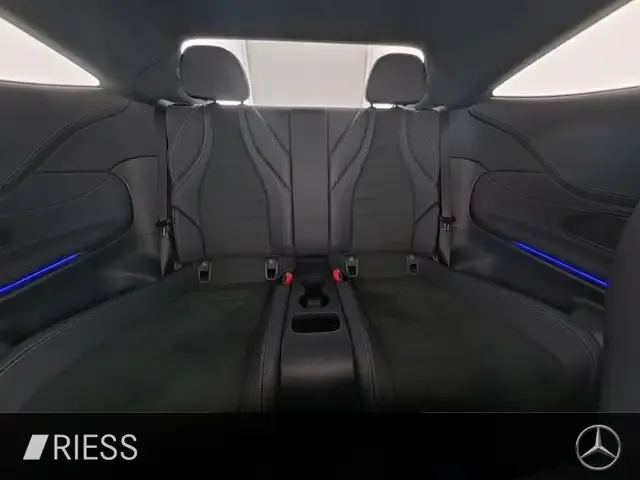 Mercedes-Benz CLE 200