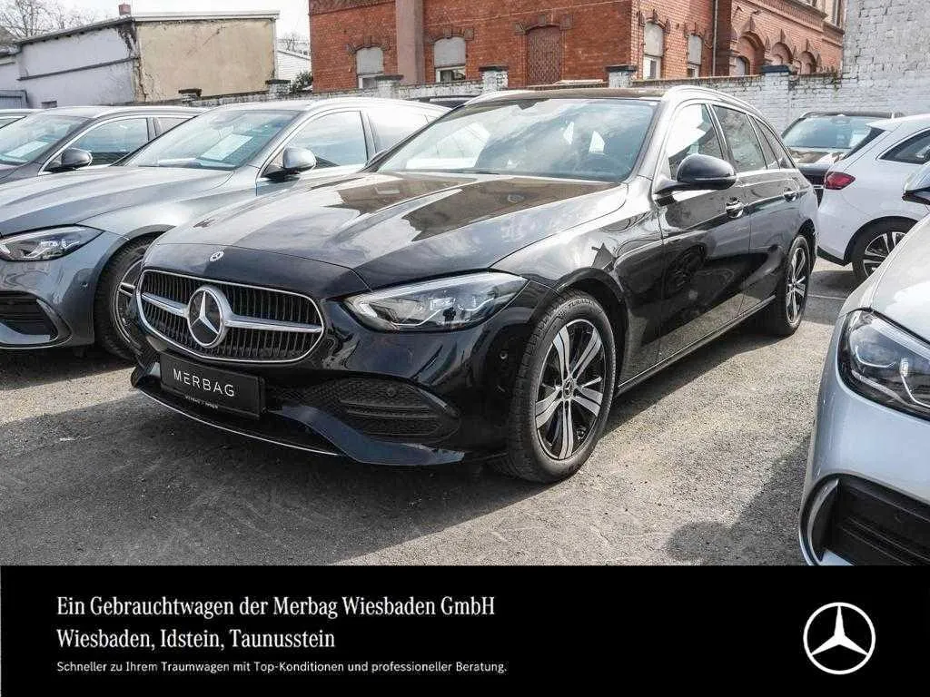 Mercedes-Benz C 220