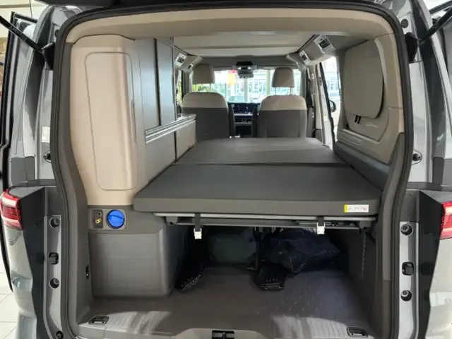 Volkswagen T7 California