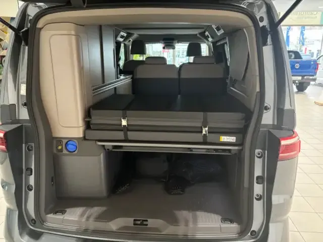 Volkswagen T7 California
