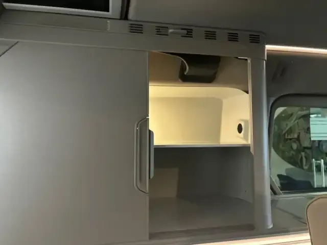 Volkswagen T7 California