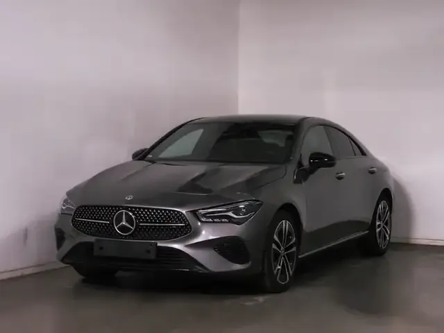 Mercedes-Benz CLA 180
