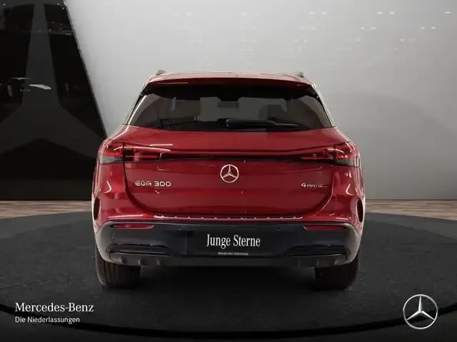 Mercedes-Benz EQA 300
