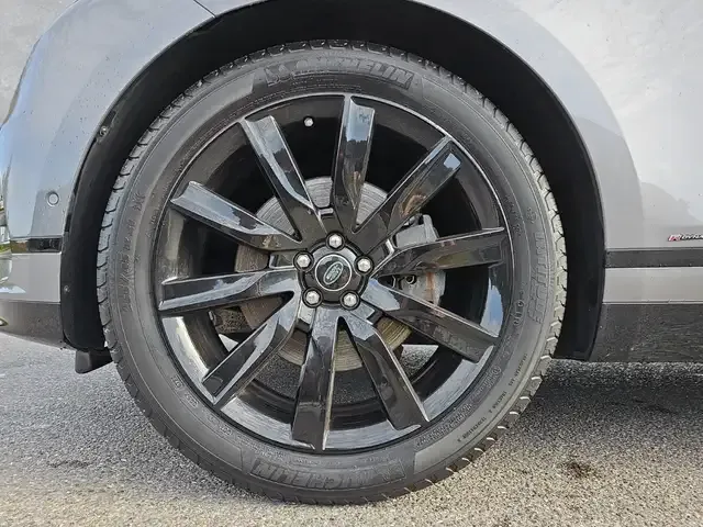 Land Rover Range Rover Velar
