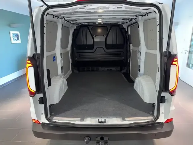 Volkswagen T7 Caravelle
