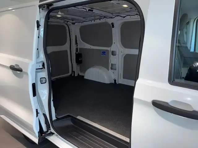Volkswagen T7 Caravelle