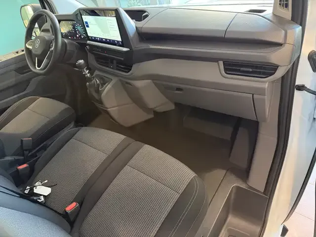 Volkswagen T7 Caravelle