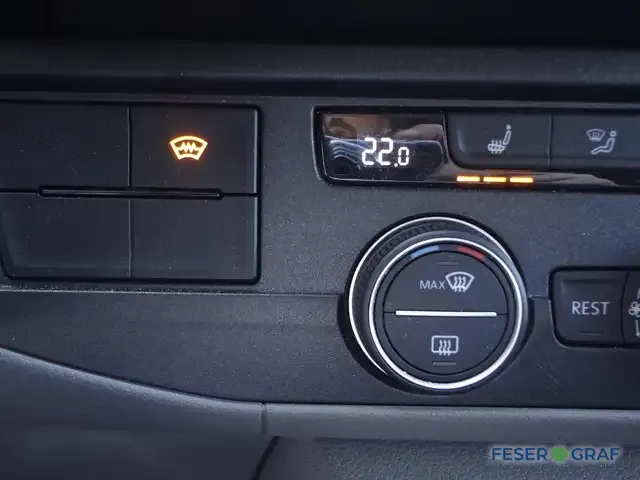 Volkswagen T6.1 Caravelle