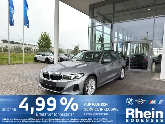 BMW 330