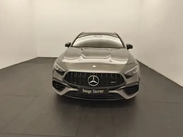 Mercedes-Benz A 45 AMG